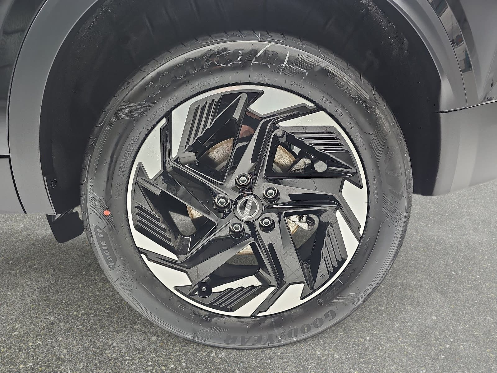 Fahrzeugabbildung Nissan Qashqai 1.3 DIG-T MHEV Xtronic N-CONNECTA