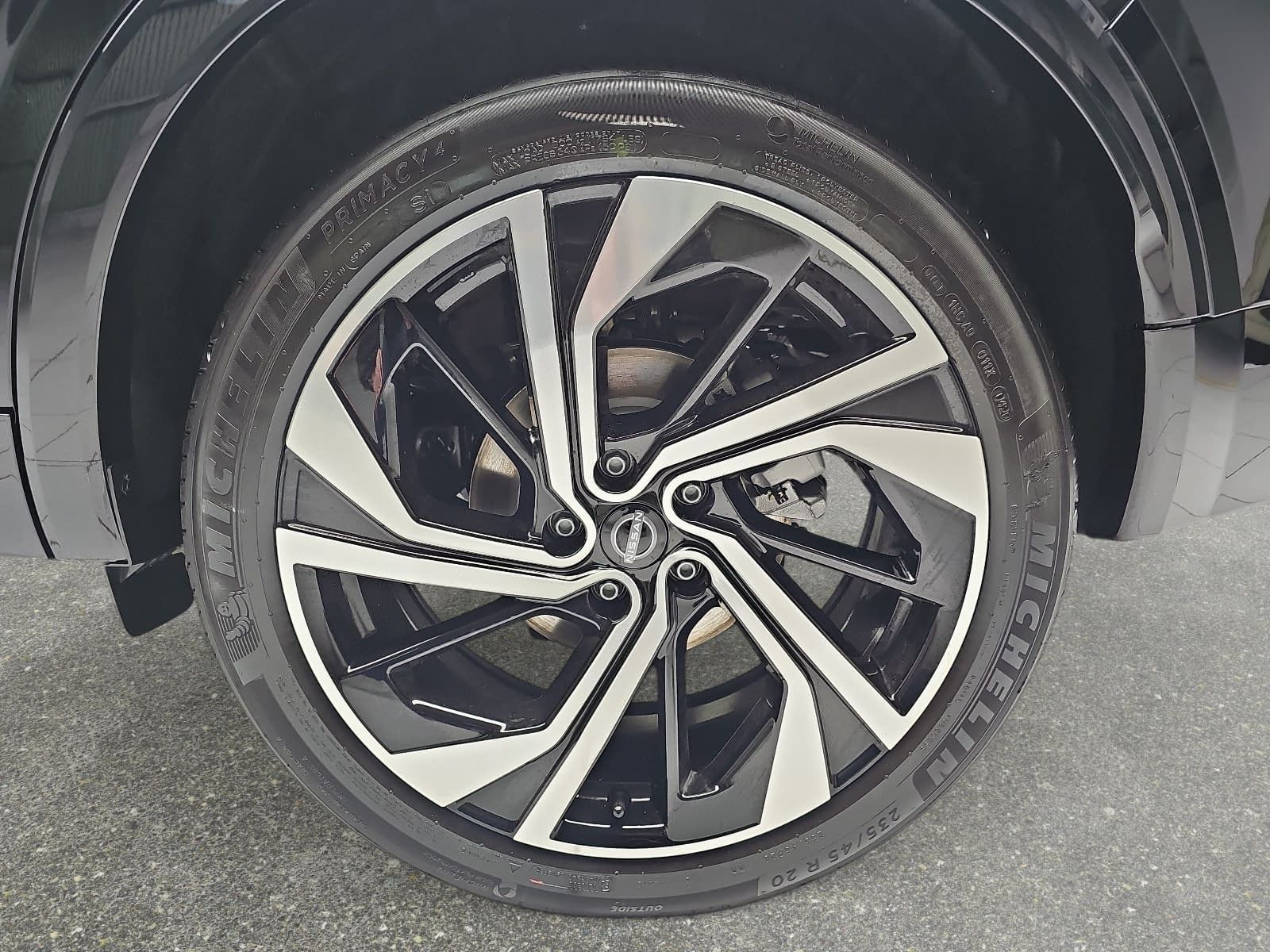 Fahrzeugabbildung Nissan QASHQAI 1.3 DIG-T TEKNA/ PREMIUM PAKET Xtronic