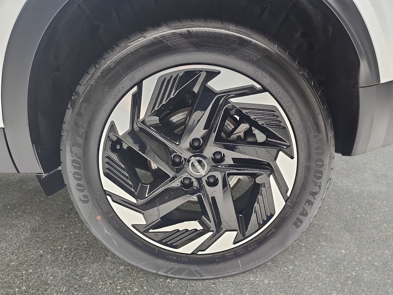 Fahrzeugabbildung Nissan Qashqai 1.3 DIG-T MHEV Xtronic N-CONNECTA