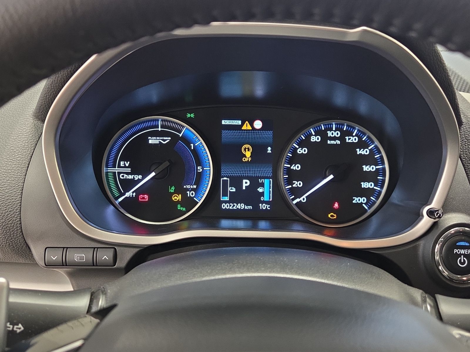 Fahrzeugabbildung Mitsubishi ECLIPSE CROSS 2.4 PLUG-IN HYBRID SELECT 4WD