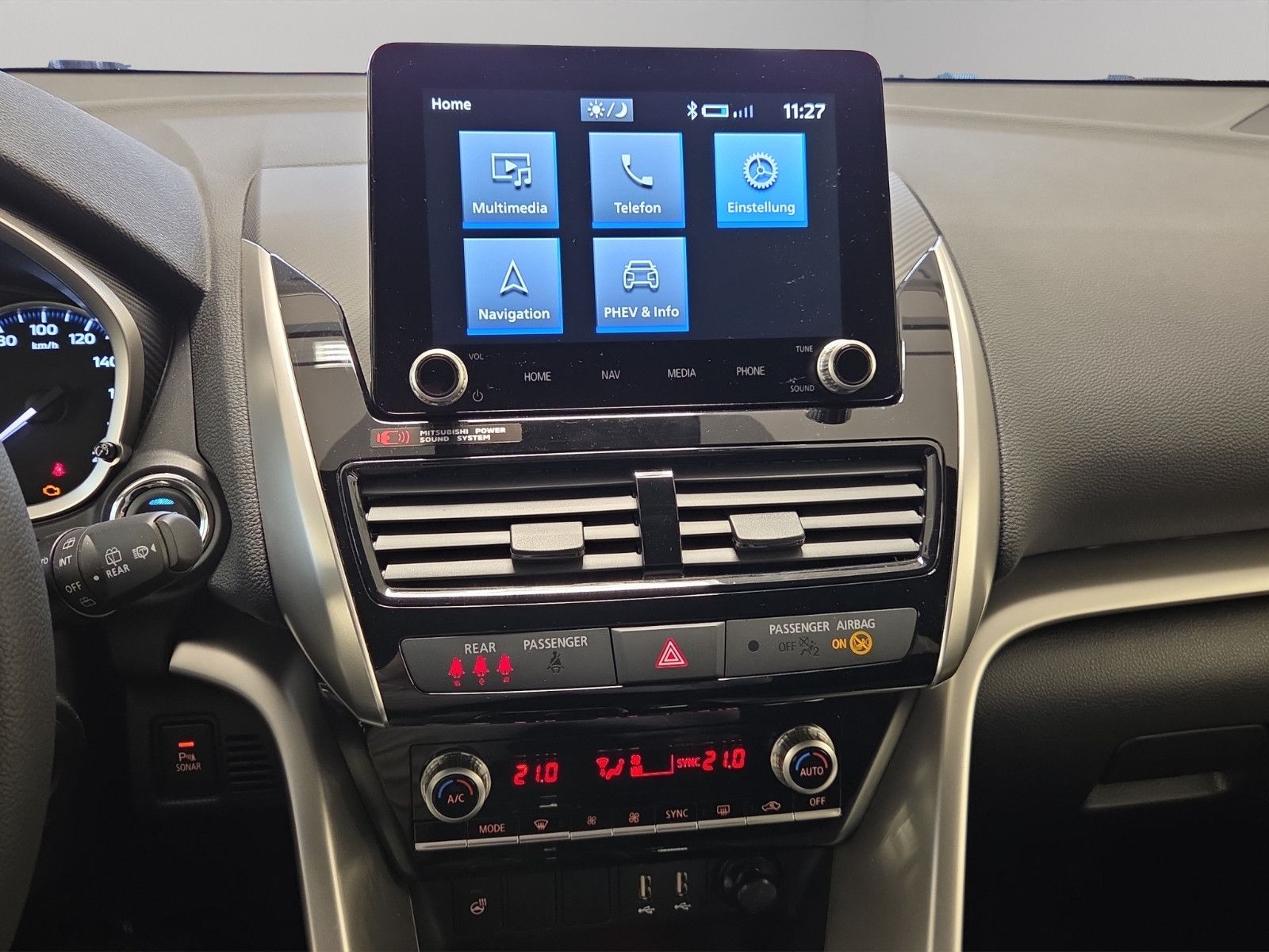 Fahrzeugabbildung Mitsubishi ECLIPSE CROSS 2.4 PLUG-IN HYBRID SELECT 4WD