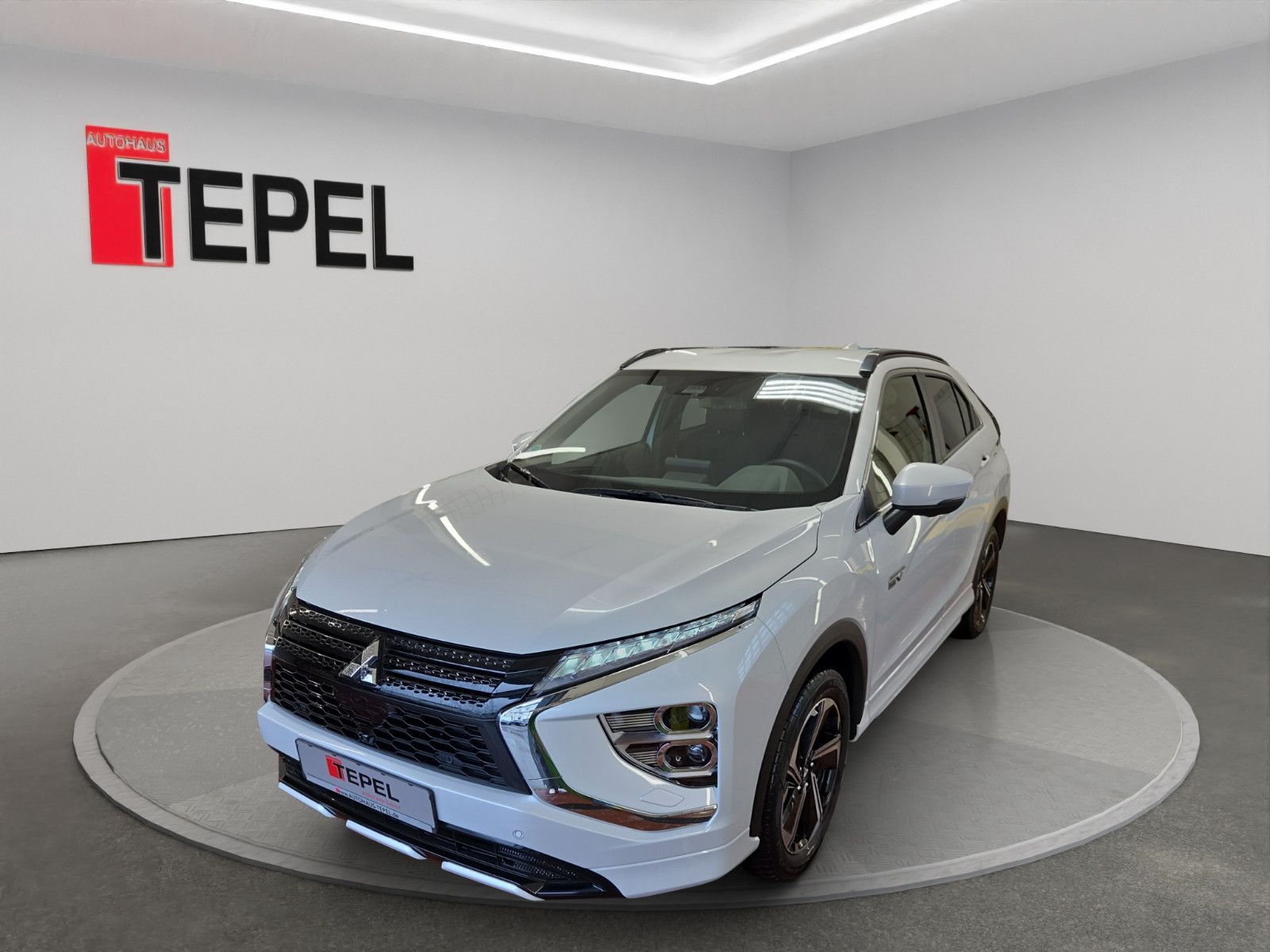 Fahrzeugabbildung Mitsubishi ECLIPSE CROSS 2.4 PLUG-IN HYBRID SELECT 4WD