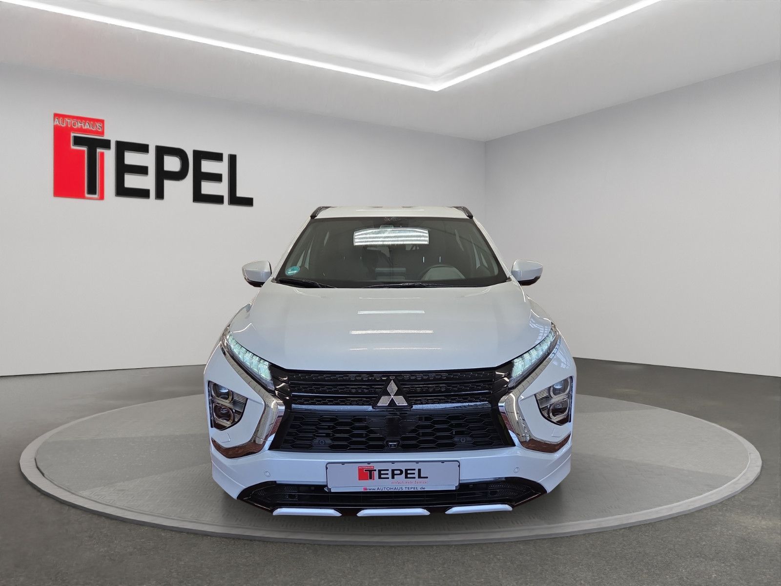 Fahrzeugabbildung Mitsubishi ECLIPSE CROSS 2.4 PLUG-IN HYBRID SELECT 4WD