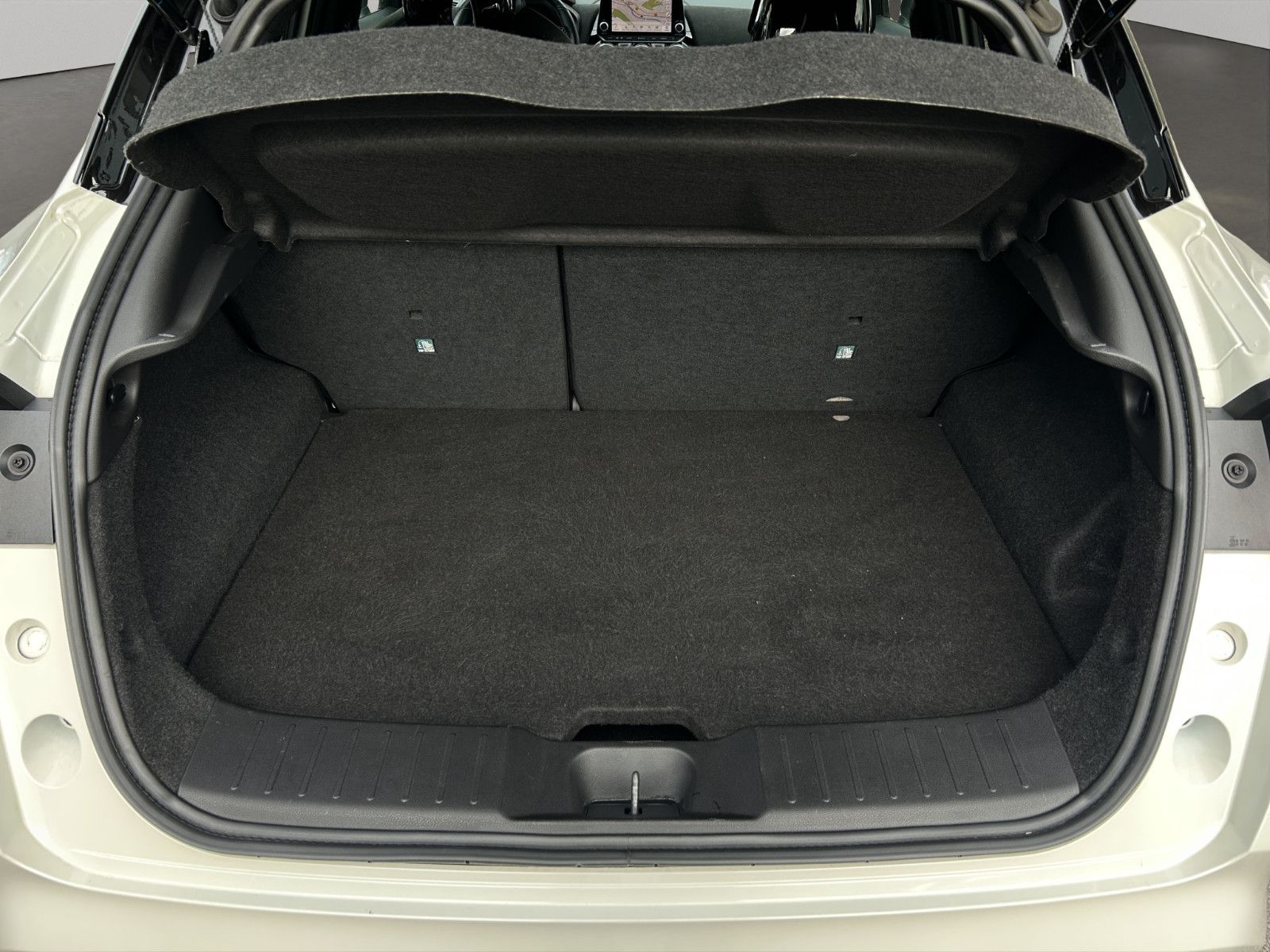Fahrzeugabbildung Nissan JUKE 1.6 HYBRID N-DESIGN