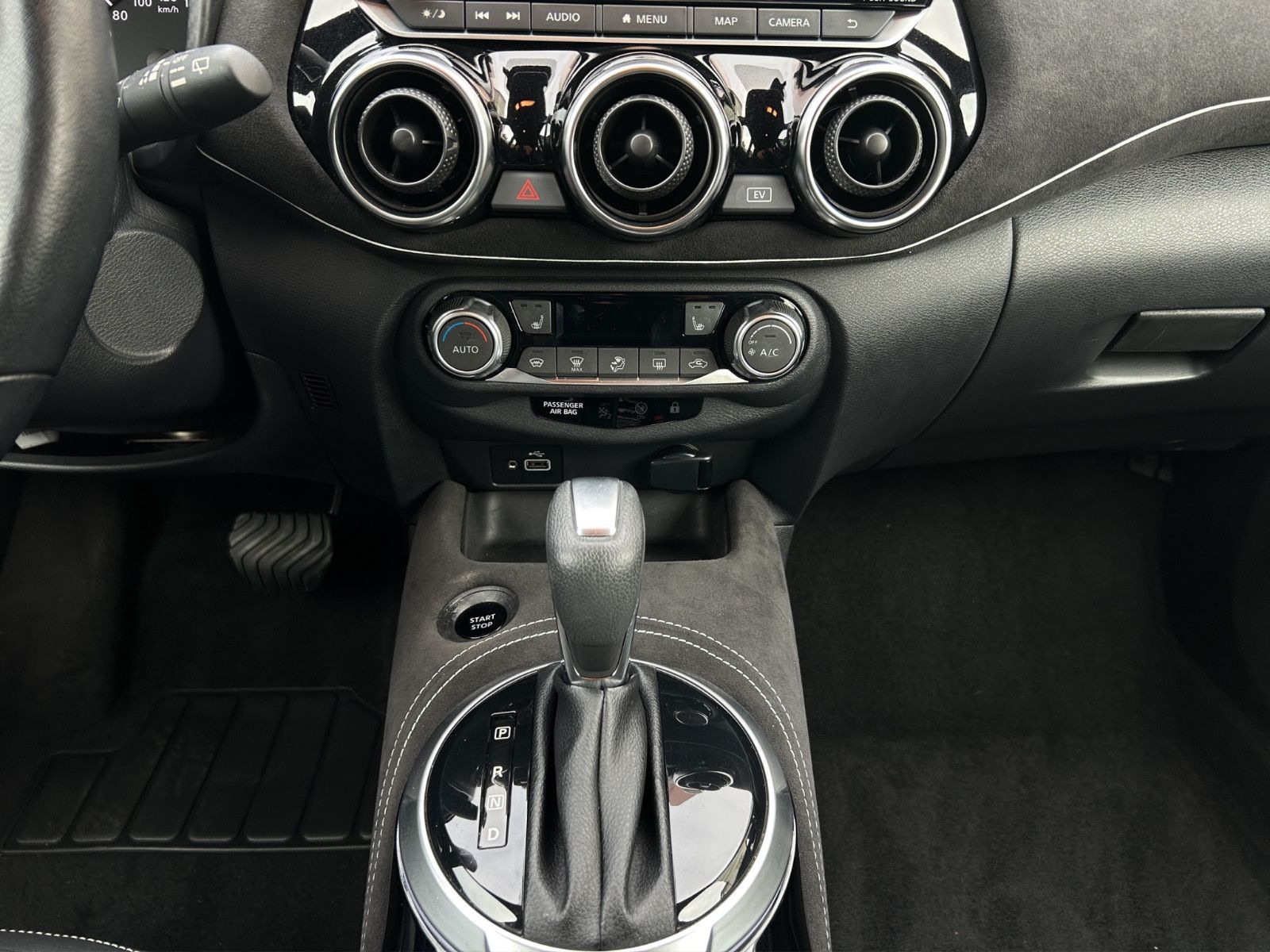 Fahrzeugabbildung Nissan JUKE 1.6 HYBRID N-DESIGN