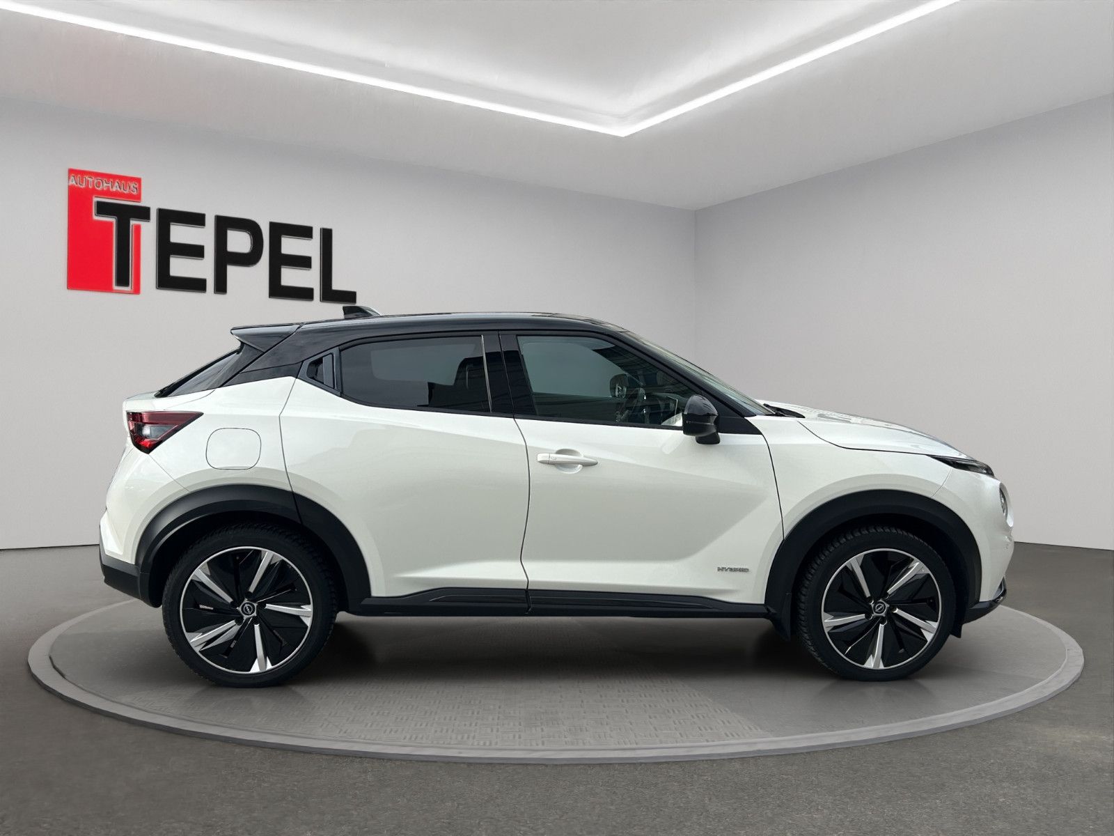 Fahrzeugabbildung Nissan JUKE 1.6 HYBRID N-DESIGN