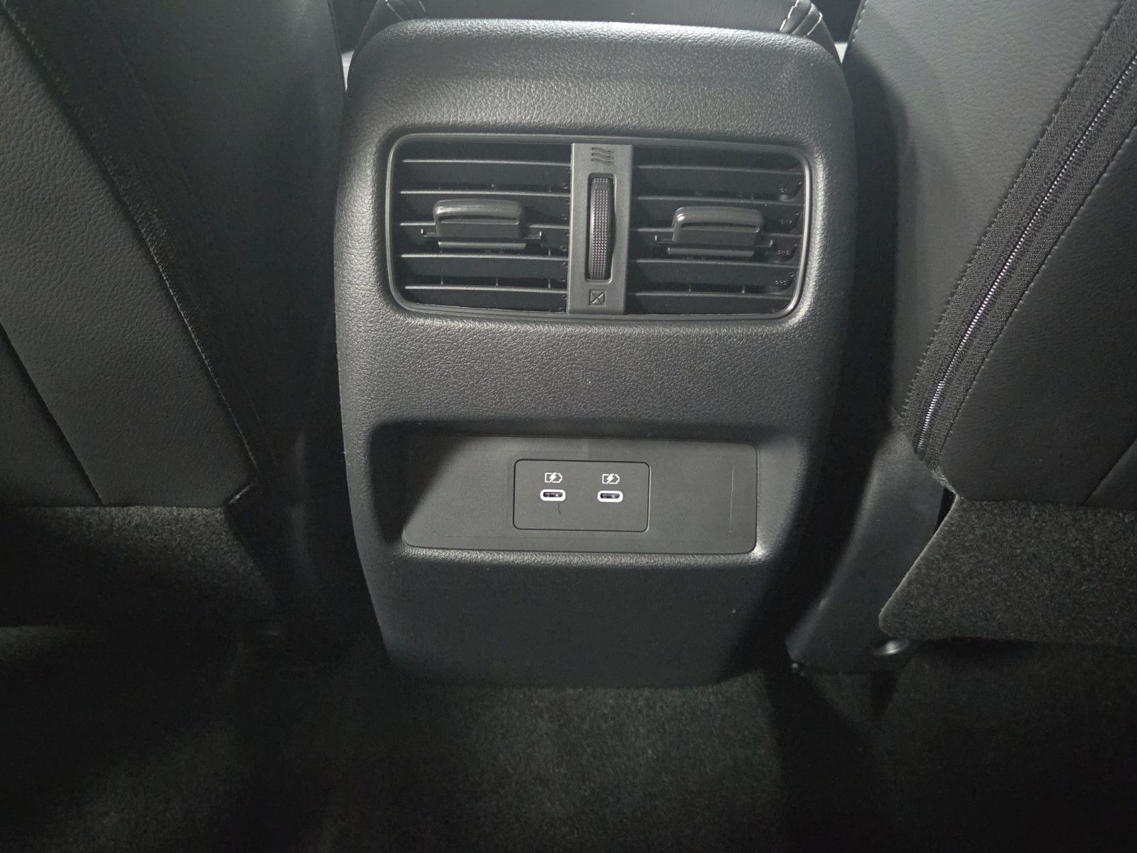 Fahrzeugabbildung Nissan QASHQAI 1.3 DIG-T MHEV N-WAY XTRONIC