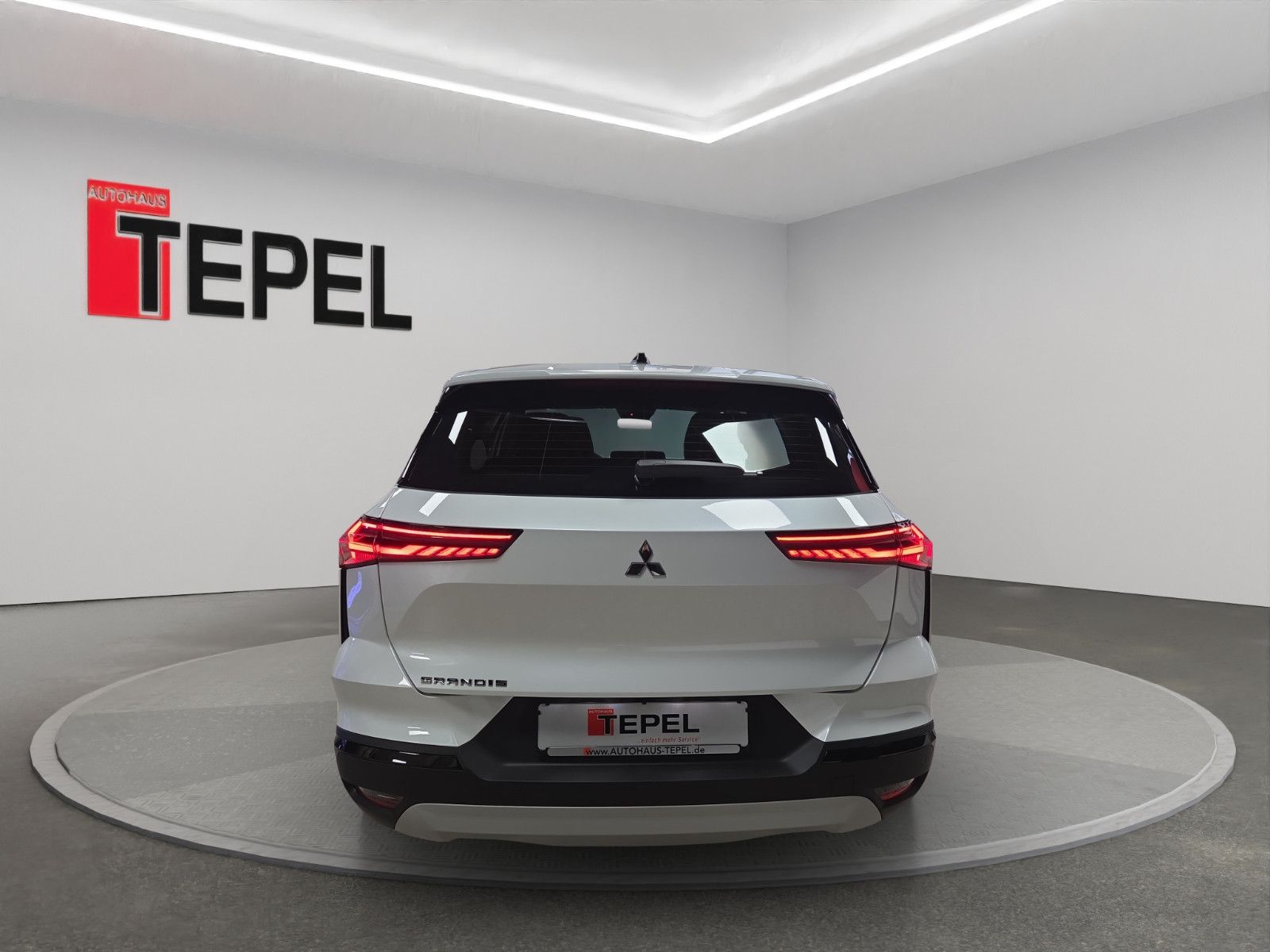 Fahrzeugabbildung Mitsubishi GRANDIS 1.8 DIAMANT PLUS HYBRID