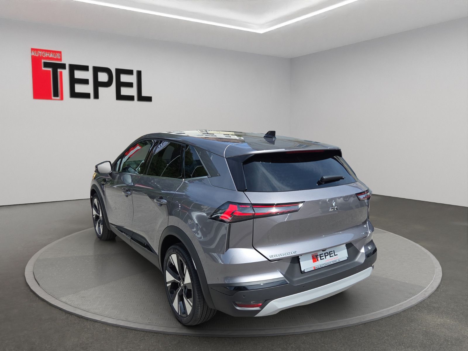 Fahrzeugabbildung Mitsubishi GRANDIS 1.8 HYBRID INTRO EDITION
