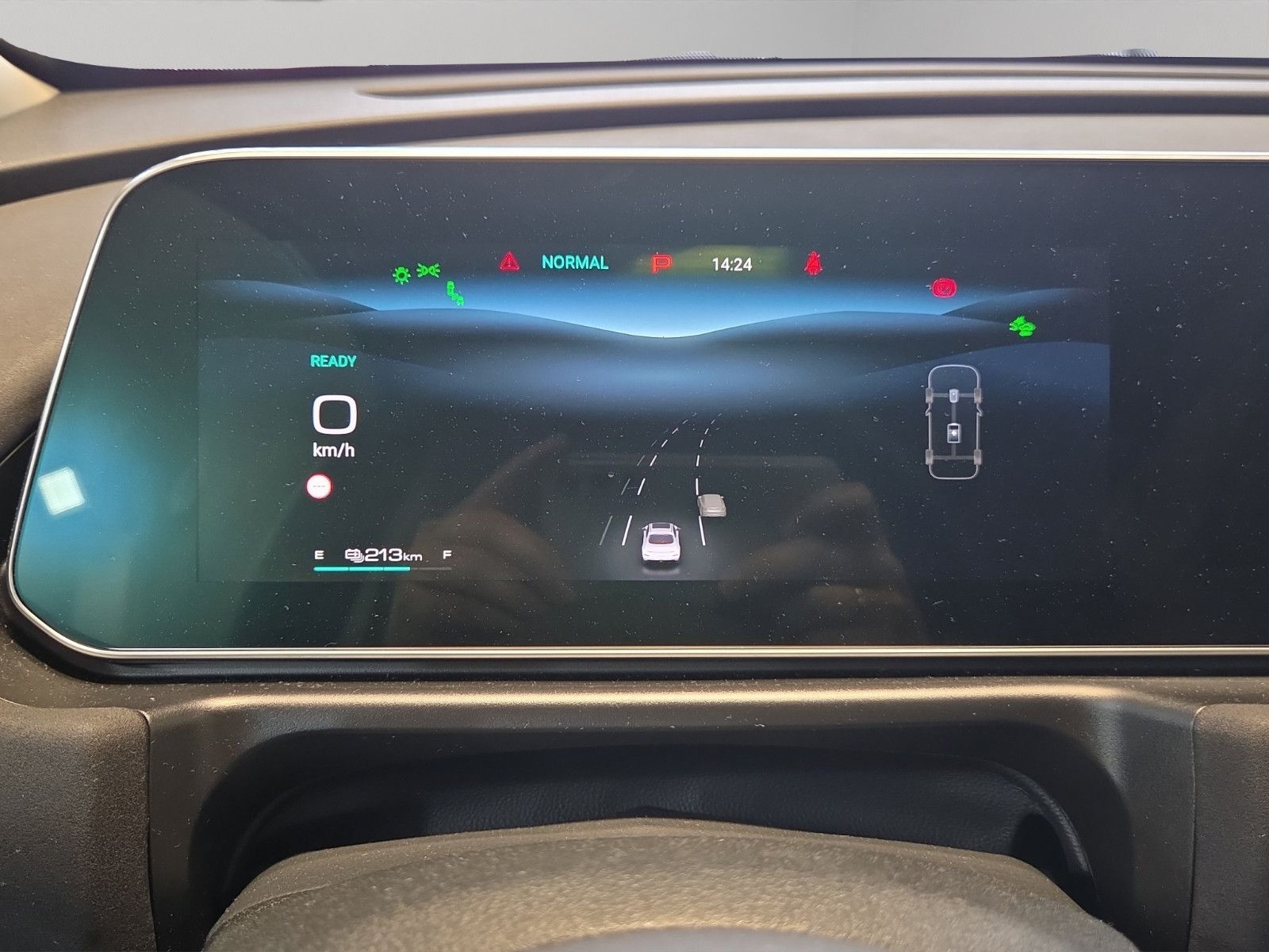Fahrzeugabbildung GWM ORA 03 - 63kWh 400 PRO+