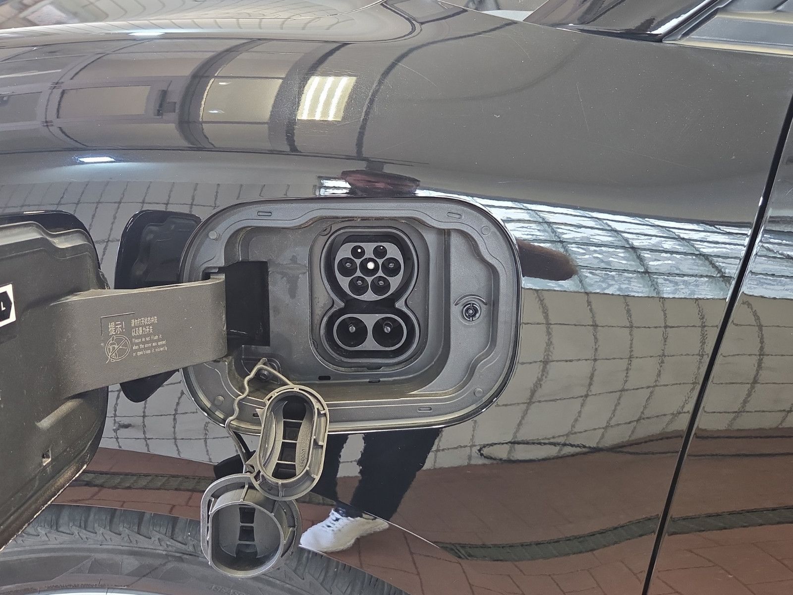 Fahrzeugabbildung GWM ORA 03 - 63kWh 400 PRO+