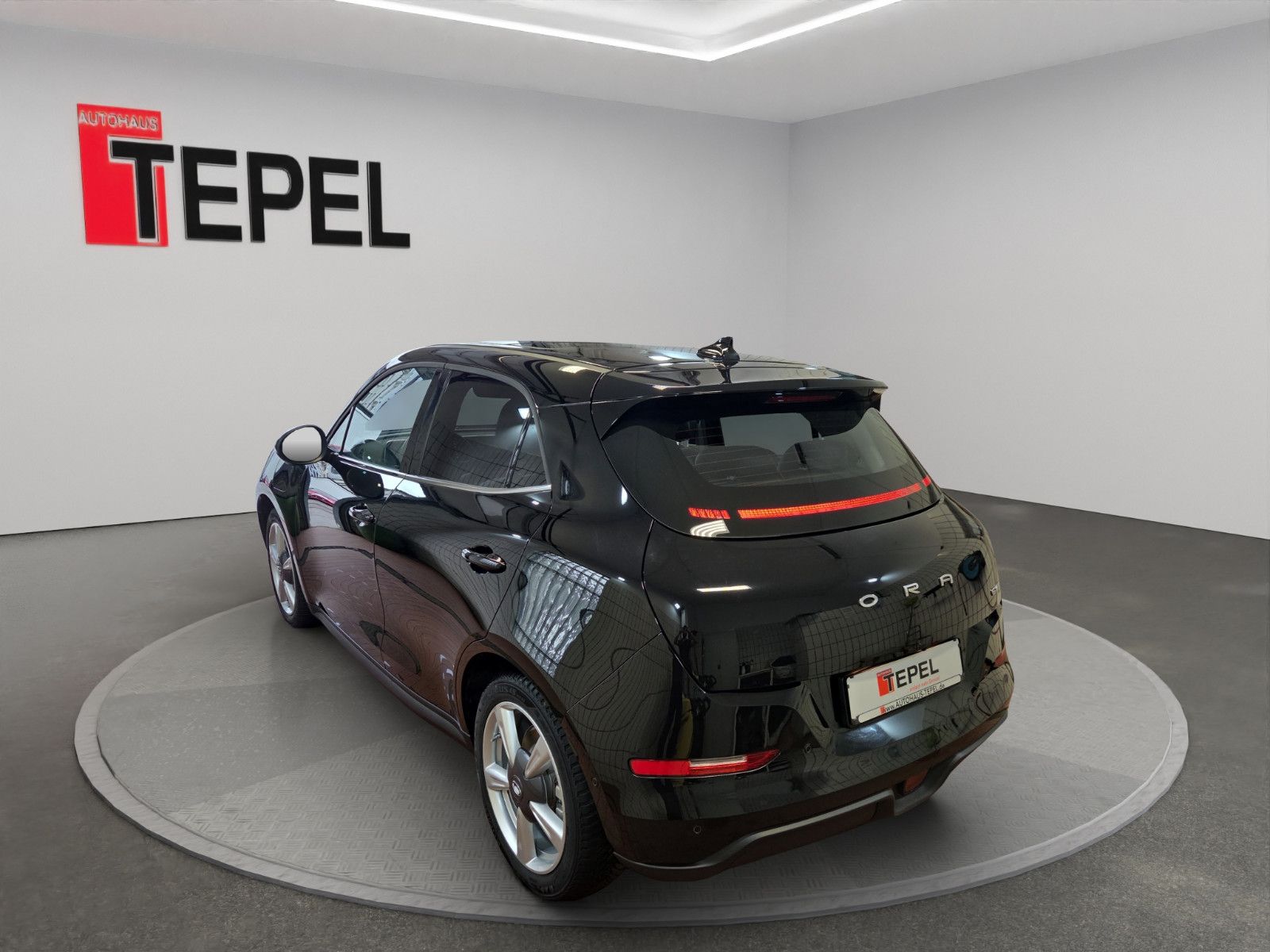 Fahrzeugabbildung GWM ORA 03 - 63kWh 400 PRO+