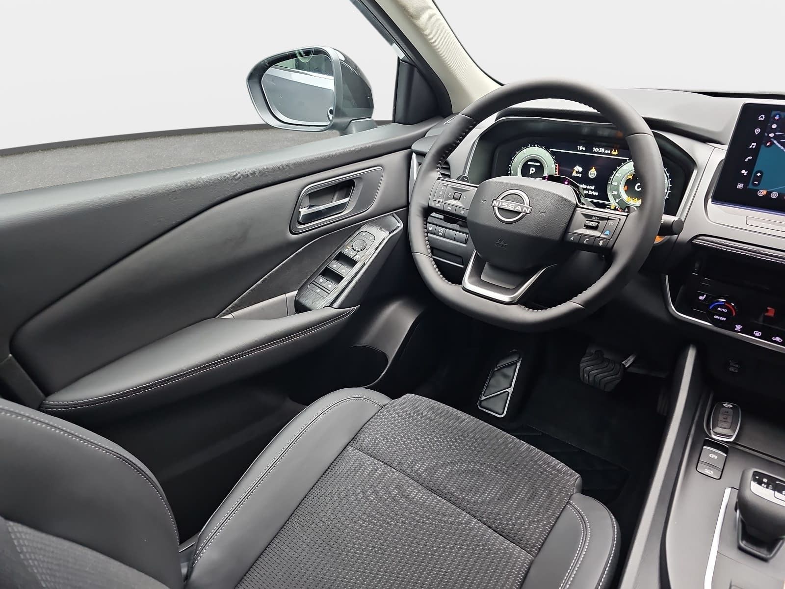 Fahrzeugabbildung Nissan QASHQAI 1.3 DIG-T MHEV Xtronic N-CONNECTA
