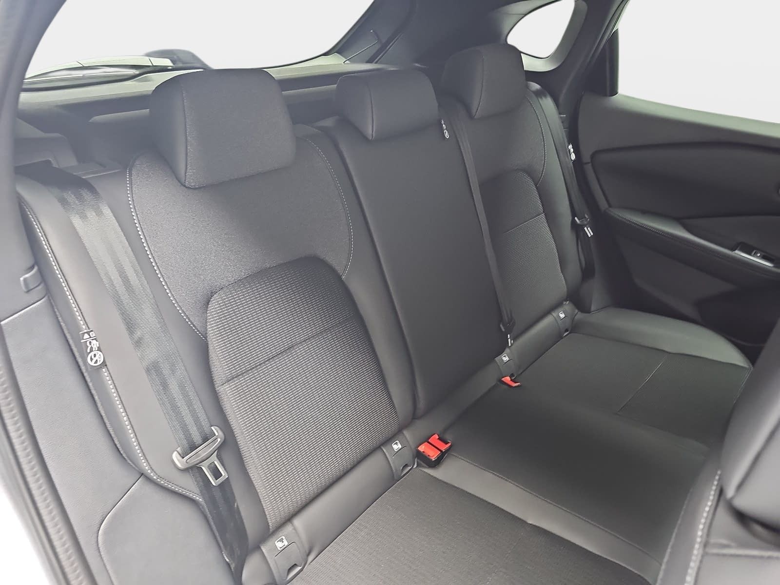 Fahrzeugabbildung Nissan QASHQAI 1.3 DIG-T MHEV Xtronic N-CONNECTA