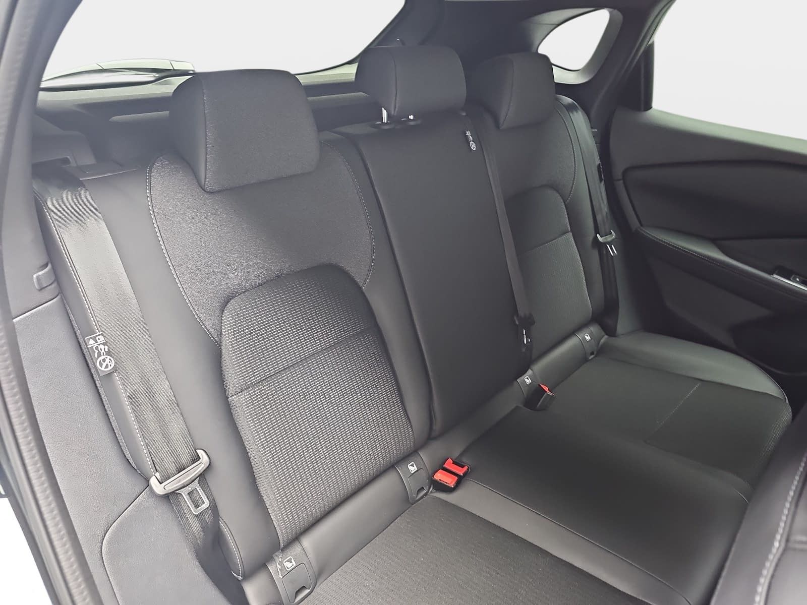 Fahrzeugabbildung Nissan QASHQAI 1.3 DIG-T MHEV Xtronic N-CONNECTA